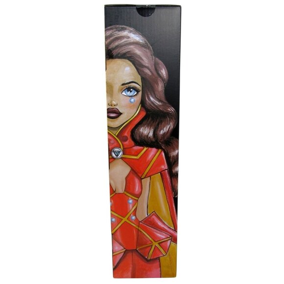 Madame Alexander Collection Marvel Fan Girl Iron Man 13 inch Doll - Picture 4 of 7